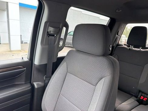 Used 2023 Chevrolet Silverado 1500 LT AWD/4WD image 67