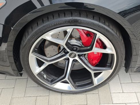 Used 2025 Audi RS 7 Performance AWD/4WD image 9