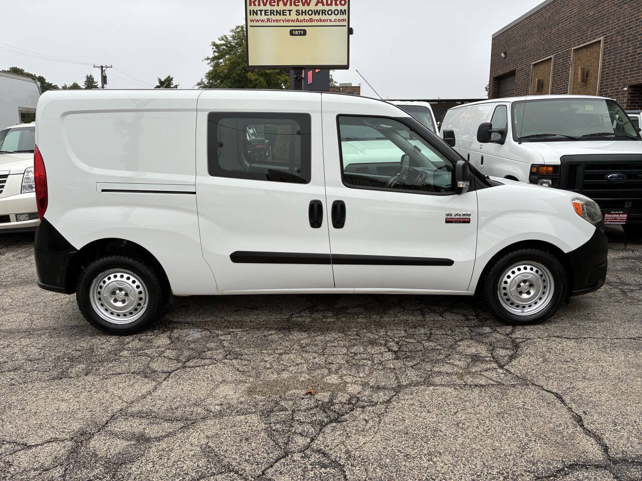 Used 2017 RAM ProMaster City Tradesman w/ Rear Back-up Camera Group FWD image 3