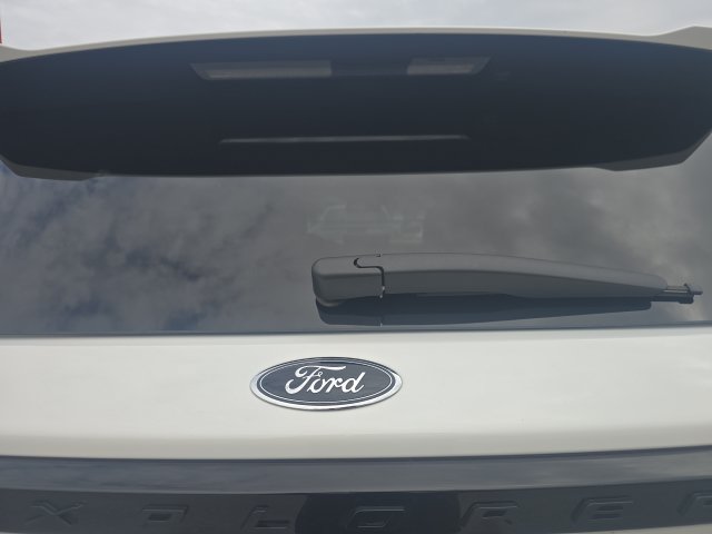 Used 2026 Ford Explorer Tremor w/ Tremor Ultimate Package AWD/4WD image 5
