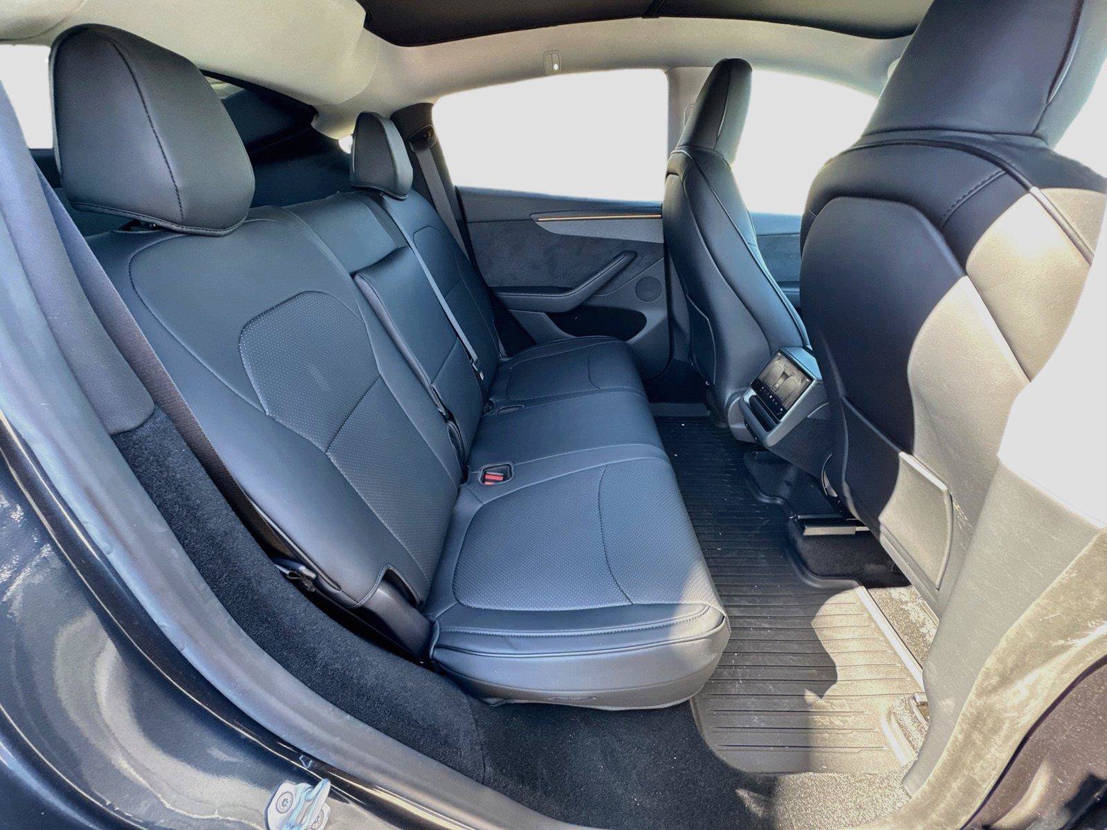Used 2026 Tesla Model Y 2WD image 13