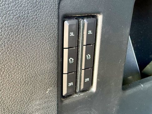 Used 2020 Ford Expedition Platinum AWD/4WD image 19