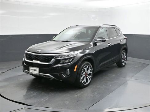 Used 2021 Kia Seltos SX image 1