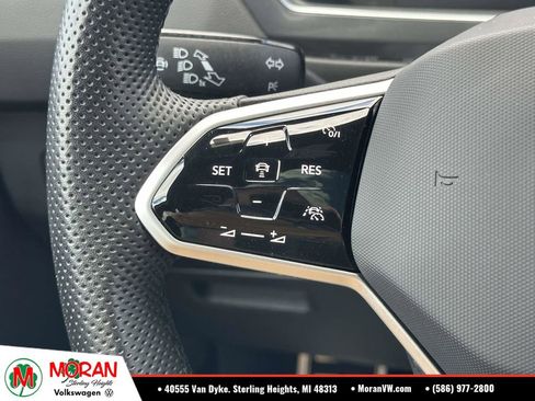 Used 2022 Volkswagen Tiguan SEL R-Line AWD/4WD image 26