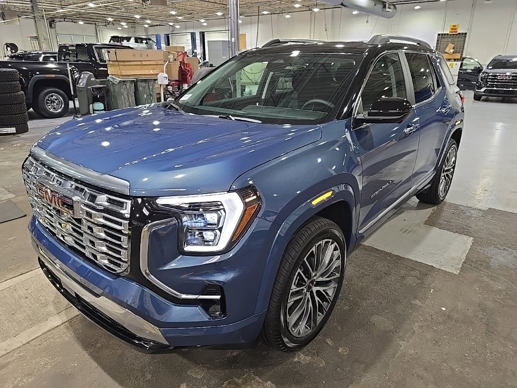 New 2027 GMC Terrain Denali AWD/4WD image 3