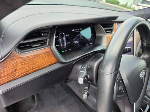 Used 2020 Tesla Model S Long Range AWD/4WD image 22