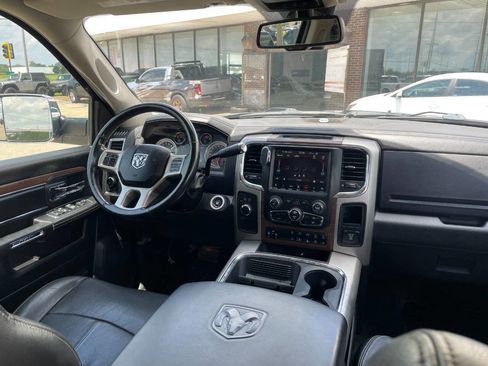 Used 2018 RAM 3500 Laramie image 29