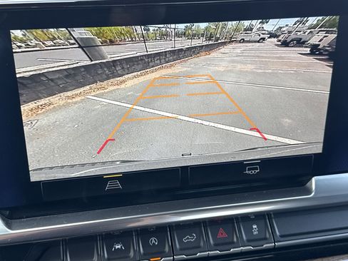 Used 2023 Chevrolet Silverado 1500 LT image 30