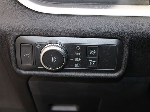 Used 2021 Ford Explorer XLT w/ Equipment Group 202A image 42