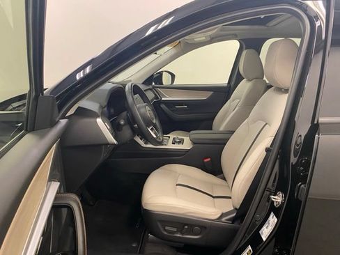 Used 2025 MAZDA CX-70 3.3 Turbo w/ Premium Package AWD/4WD image 12