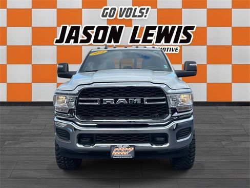 Used 2024 RAM 3500 Tradesman w/ Chrome Appearance Group image 9