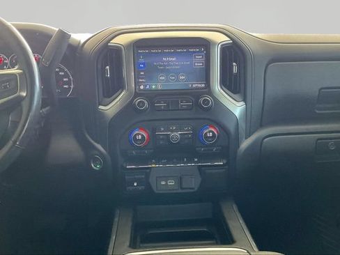 Used 2021 Chevrolet Silverado 1500 RST AWD/4WD image 9