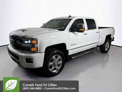 Used 2017 Chevrolet Silverado 2500 LTZ w/ Duramax Plus Package image 5