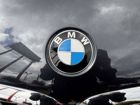 Used 2021 BMW X5 xDrive40i w/ Premium Package AWD/4WD image 12