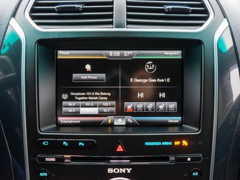 Used 2016 Ford Explorer Limited w/ Equipment Group 301A image 23