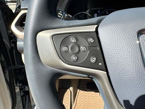 Used 2023 GMC Acadia Denali FWD image 23