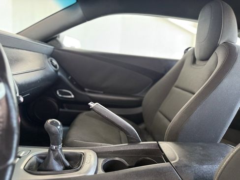 Used 2013 Chevrolet Camaro LT image 25