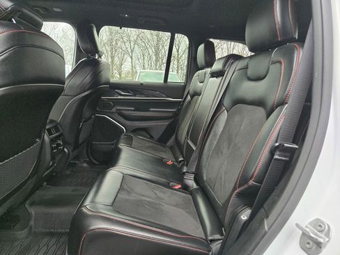 Used 2022 Jeep Grand Cherokee Trailhawk w/ ADV Protech Group II image 34