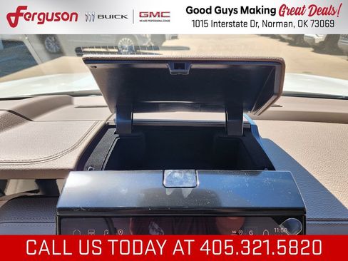 New 2026 GMC Yukon Denali w/ Denali Reserve Package AWD/4WD image 33