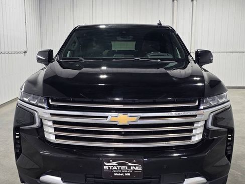 Used 2021 Chevrolet Suburban High Country AWD/4WD image 3