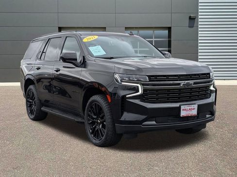 Used 2021 Chevrolet Tahoe RST w/ Rear Media and Nav Package AWD/4WD image 3