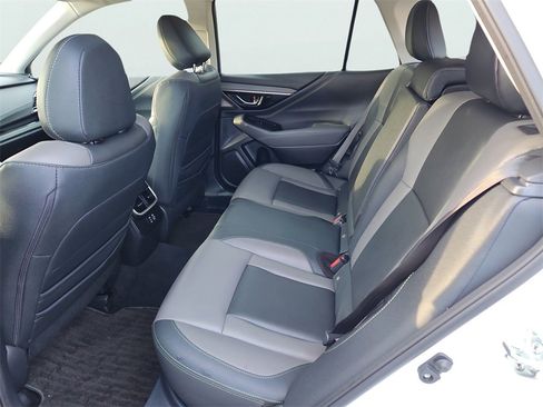 Used 2023 Subaru Outback Onyx Edition image 32