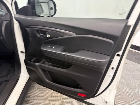 Used 2022 Honda Pilot Special Edition image 16