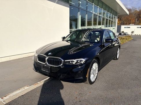 New 2026 BMW 330i xDrive Sedan w/ Convenience Package image 3