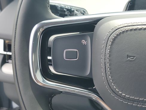 New 2026 Lincoln Navigator Reserve AWD/4WD image 17