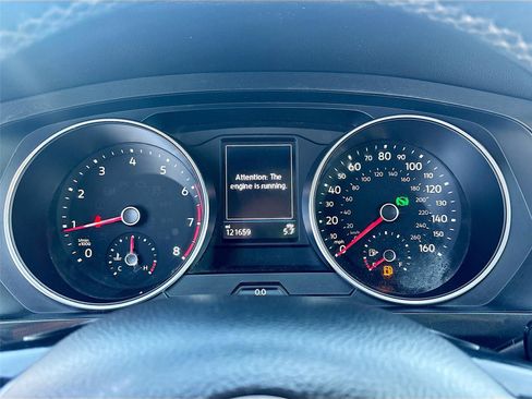 Used 2018 Volkswagen Tiguan SE image 13