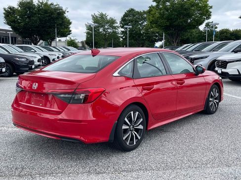 Used 2024 Honda Civic EX image 5