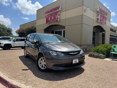 Used 2022 Chrysler Voyager LX