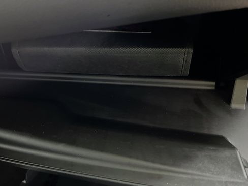 Used 2023 Toyota Camry SE image 34