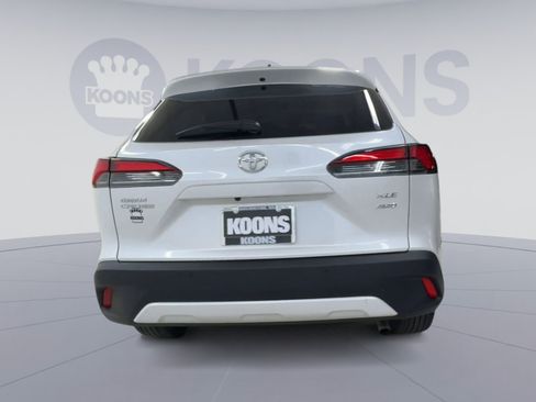Used 2026 Toyota Corolla Cross XLE AWD/4WD image 10