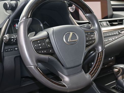 Used 2019 Lexus ES 350 w/ Premium Package image 15