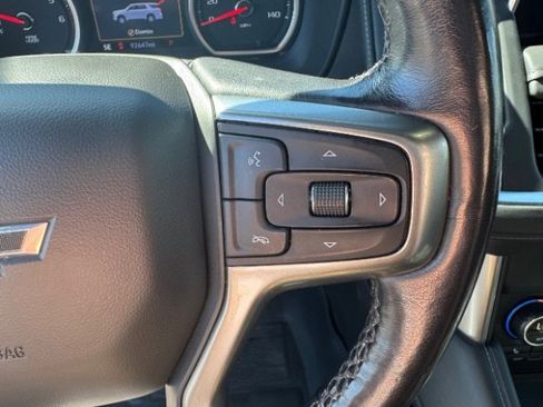 Used 2021 Chevrolet Tahoe Z71 w/ Z71 Off-Road Package image 28