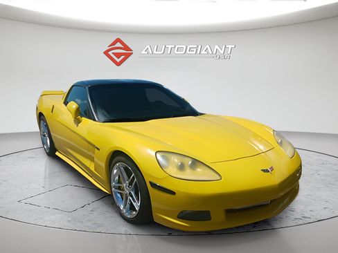 Used 2007 Chevrolet Corvette Coupe w/ Preferred Equipment Group RWD image 9