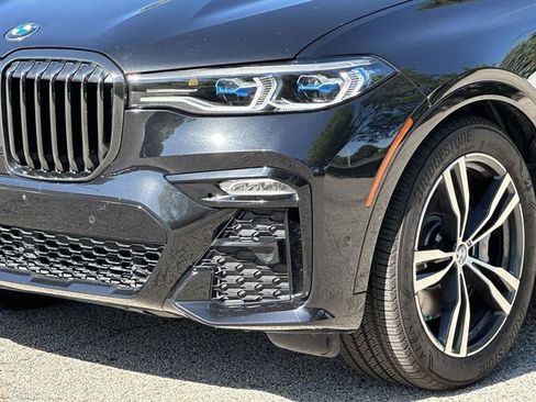 Used 2022 BMW X7 M50i w/ Executive Package AWD/4WD image 12