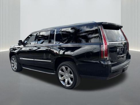 Used 2019 Cadillac Escalade ESV Luxury image 7
