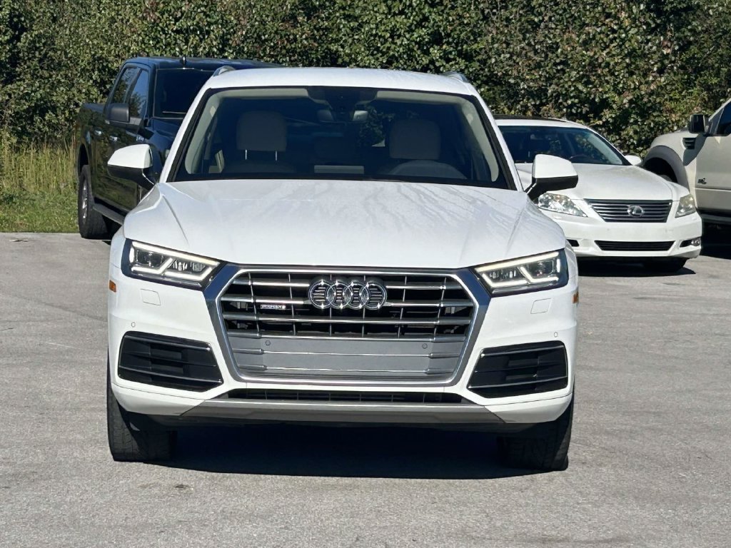 Used 2018 Audi Q5 2.0T Premium Plus w/ Premium Plus Package AWD/4WD image 2
