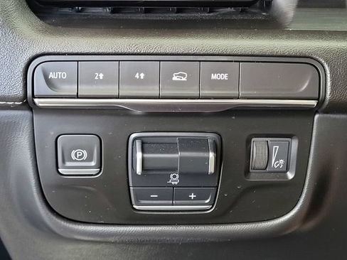 Used 2023 Cadillac Escalade Sport AWD/4WD image 13