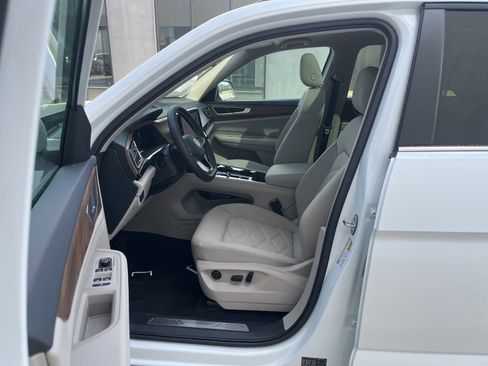 New 2026 Volkswagen Atlas SE FWD image 22