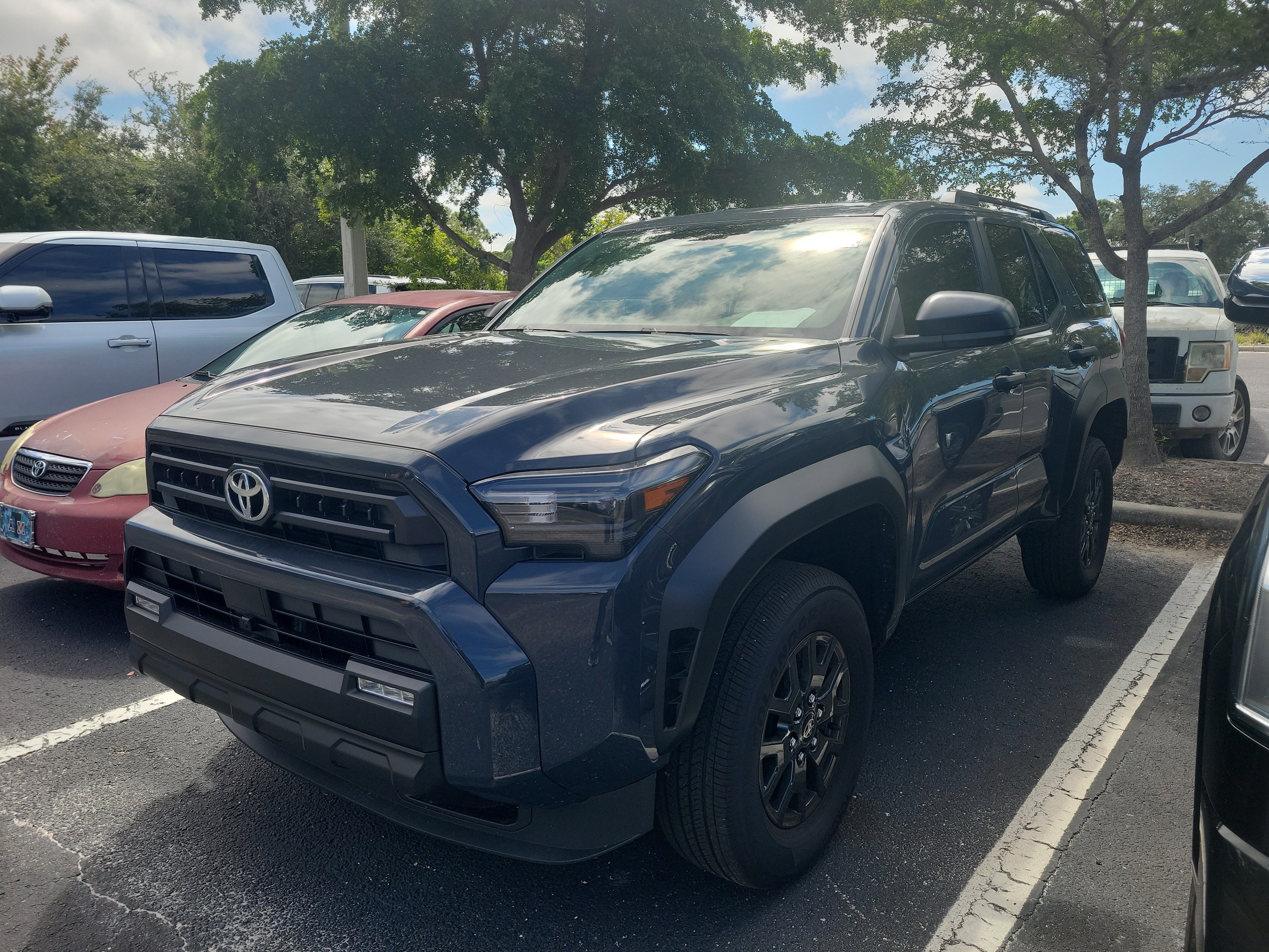 Used 2026 Toyota 4Runner SR5 AWD/4WD image 3