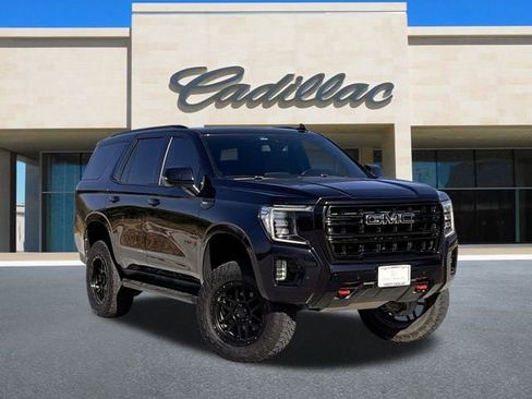 Used 2022 GMC Yukon AT4 image 2