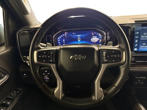 Used 2024 Chevrolet Silverado 1500 RST AWD/4WD image 16