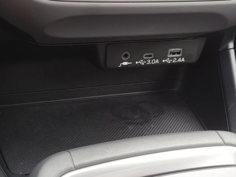 Certified 2025 Subaru Crosstrek 2.0i Premium image 24