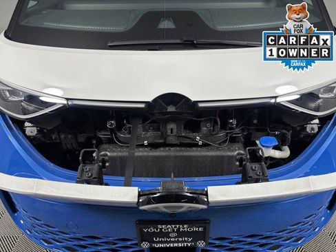 Used 2025 Volkswagen ID. Buzz 1st Edition image 24