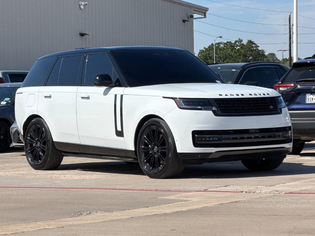 Used 2025 Land Rover Range Rover SE AWD/4WD image 8