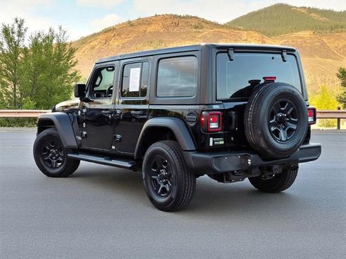 Used 2021 Jeep Wrangler Unlimited Sport image 5