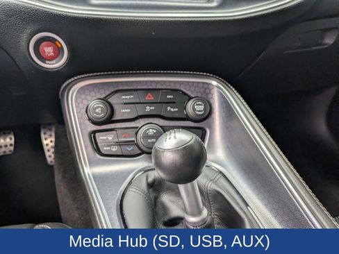 Used 2015 Dodge Challenger SRT w/ Technology Group image 20